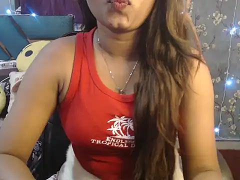 Snapshot of hot_riaa25 chatting on November 5, 2025, 5:38 pm hot riaa25 online show from November 5, 2025, 5:38 pm