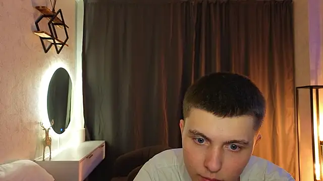Snapshot of Denisx444 chatting on February 12, 2026, 11:32 am Denisx444 online show from February 12, 2026, 11:32 am