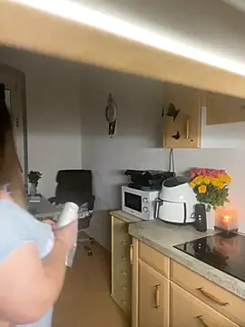 Snapshot of MartaXLove chatting on November 24, 2025, 4:29 pm MartaXLove online show from November 24, 2025, 4:29 pm