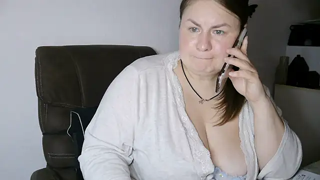Snapshot of MartaXLove chatting on July 19, 2026, 7:10 pm MartaXLove online show from July 19, 2026, 7:10 pm