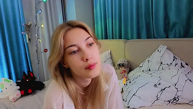 Snapshot of AngelicRice chatting on November 7, 2025, 11:26 am AngelicRice online show from November 7, 2025, 11:26 am