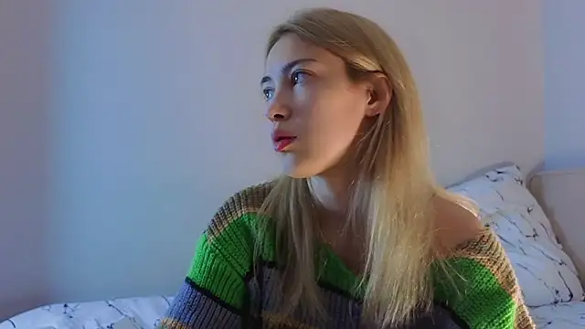 Snapshot of AngelicRice chatting on November 14, 2025, 11:47 am AngelicRice online show from November 14, 2025, 11:47 am