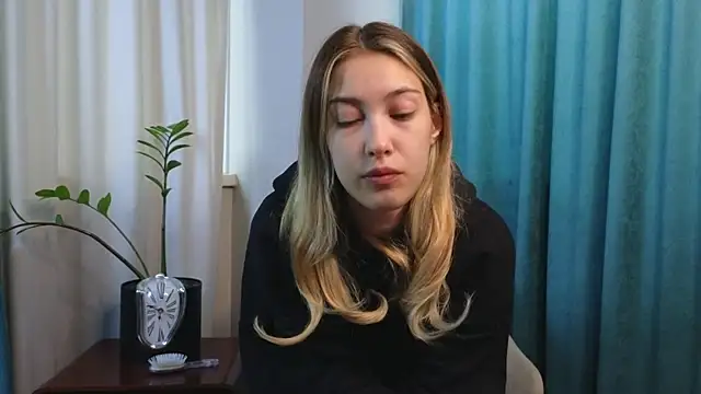 Snapshot of AngelicRice chatting on September 14, 2025, 11:10 am AngelicRice online show from September 14, 2025, 11:10 am