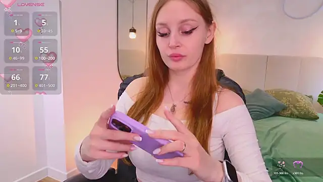 Snapshot of HoneyLace_ chatting on May 31, 2026, 1:39 pm HoneyLace online show from May 31, 2026, 1:39 pm