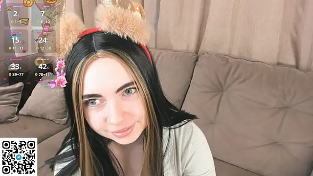 Snapshot of EvaBlimey chatting on November 30, 2025, 6:03 am EvaBlimey online show from November 30, 2025, 6:03 am