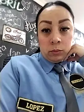 Snapshot of CRISTAL__11 chatting on October 22, 2025, 1:32 pm CRISTAL 11 online show from October 22, 2025, 1:32 pm