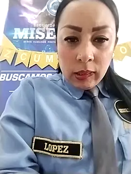 Snapshot of CRISTAL__11 chatting on November 15, 2025, 1:48 pm CRISTAL 11 online show from November 15, 2025, 1:48 pm