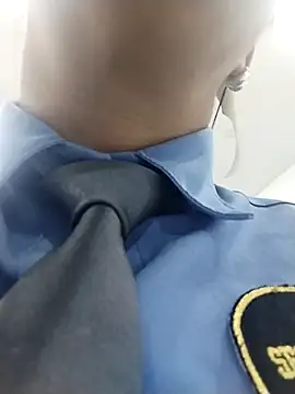 Snapshot of CRISTAL__11 chatting on December 2, 2025, 1:13 pm CRISTAL 11 online show from December 2, 2025, 1:13 pm