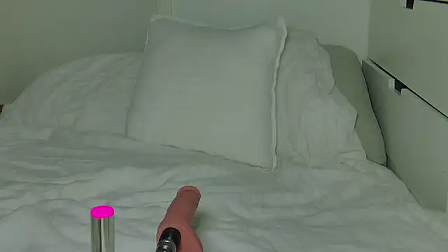 Horny mom40 online show from September 28, 2025, 9:22 pm