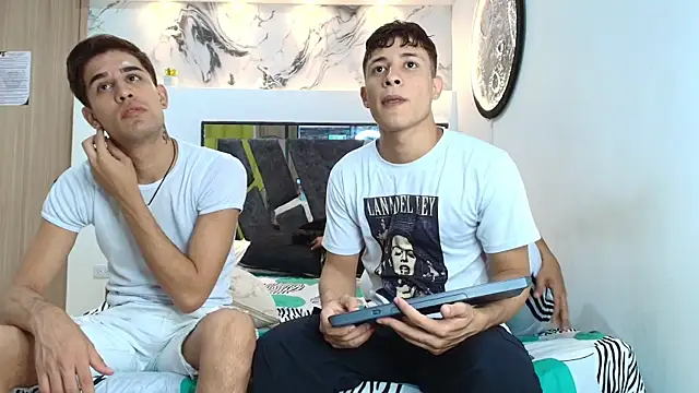 GRETTY BOYS online show from September 13, 2025, 1:27 am