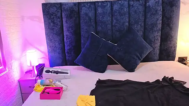 Snapshot of yunkeyc chatting on November 16, 2025, 8:35 pm yunkeyc online show from November 16, 2025, 8:35 pm