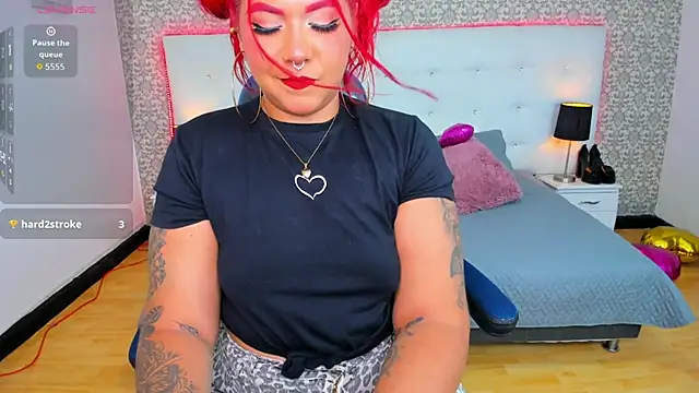 Snapshot of Manu_silver_ chatting on November 11, 2025, 8:47 pm Manu silver online show from November 11, 2025, 8:47 pm