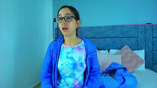 alaska  williams   online show from November 24, 2025, 11:49 pm