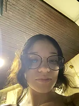 Snapshot of sukubo__ chatting on December 2, 2025, 7:32 am sukubo online show from December 2, 2025, 7:32 am