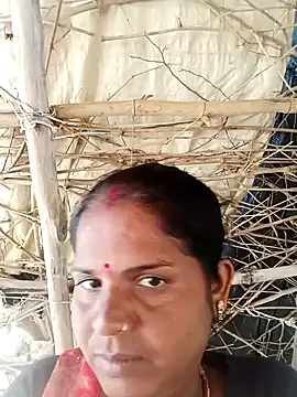 Snapshot of Sapna_cutt chatting on October 13, 2025, 5:53 am Sapna cutt online show from October 13, 2025, 5:53 am