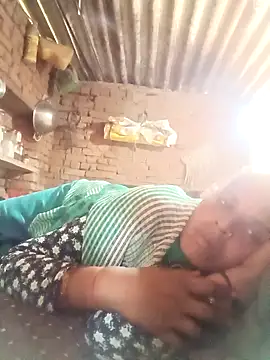 Snapshot of Sapna_cutt chatting on October 3, 2025, 4:47 am Sapna cutt online show from October 3, 2025, 4:47 am