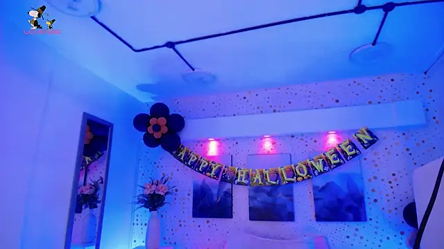 Snapshot of ArianaSantana chatting on November 2, 2025, 12:54 pm ArianaSantana online show from November 2, 2025, 12:54 pm