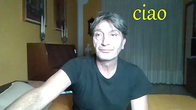 lattediyak online show from November 9, 2025, 1:31 am