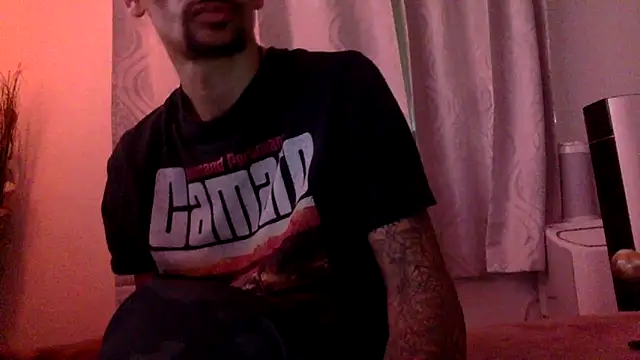 Snapshot of DrewTheTOP chatting on December 16, 2025, 8:35 pm DrewTheTOP online show from December 16, 2025, 8:35 pm