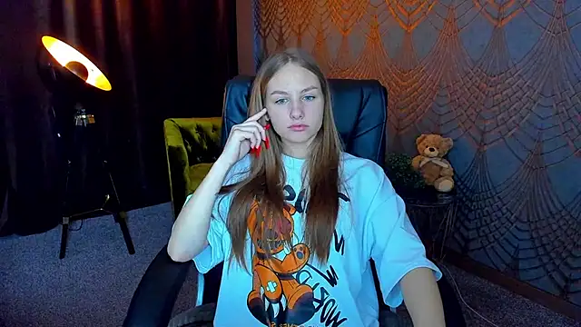 MilaAddams online show from July 11, 2026, 11:54 am
