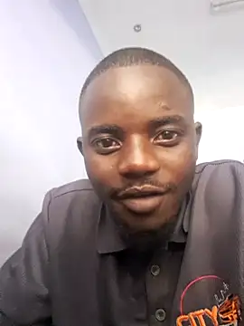 Snapshot of KwaneleK1 chatting on October 3, 2025, 10:17 am KwaneleK1 online show from October 3, 2025, 10:17 am