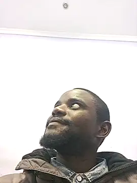 Snapshot of KwaneleK1 chatting on October 20, 2025, 1:44 pm KwaneleK1 online show from October 20, 2025, 1:44 pm