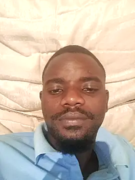 Snapshot of KwaneleK1 chatting on November 11, 2025, 6:03 pm KwaneleK1 online show from November 11, 2025, 6:03 pm