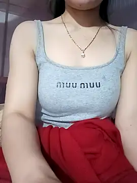 LucyyLy online show from February 10, 2026, 11:59 pm