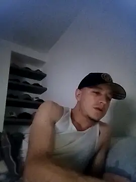 Snapshot of DebutingPathway chatting on September 9, 2025, 8:13 am DebutingPathway online show from September 9, 2025, 8:13 am