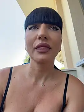 Snapshot of MysticCleo chatting on July 16, 2026, 10:34 am MysticCleo online show from July 16, 2026, 10:34 am