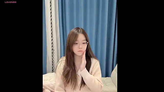 Wendi02- online show from October 21, 2025, 10:14 am