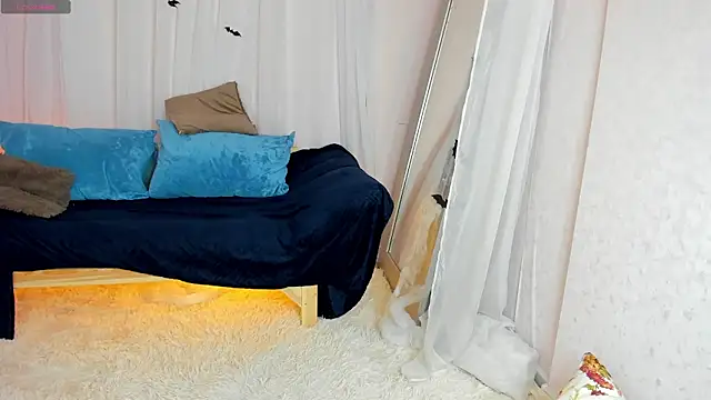 Snapshot of Belle_Wa1ker chatting on November 7, 2025, 1:10 am Belle Wa1ker online show from November 7, 2025, 1:10 am