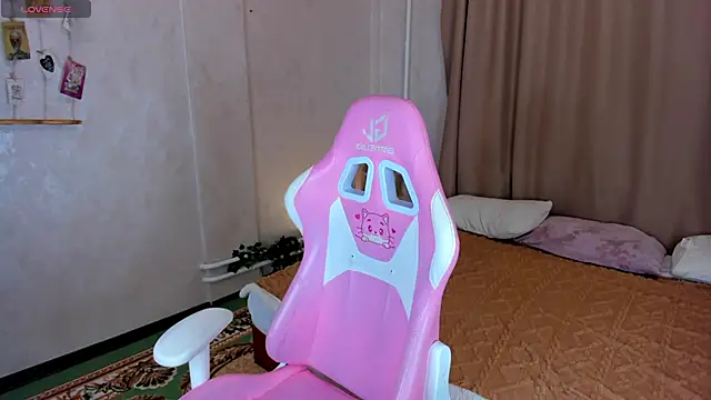 Snapshot of Belle_Wa1ker chatting on November 28, 2025, 1:06 am Belle Wa1ker online show from November 28, 2025, 1:06 am