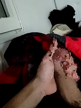 Snapshot of Yazaza1999 chatting on November 5, 2025, 10:57 pm Yazaza1999 online show from November 5, 2025, 10:57 pm