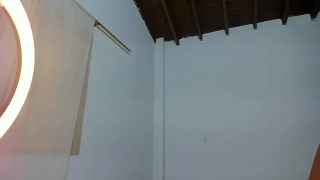 CAROLINNAGOMEZ online show from November 14, 2025, 12:36 am