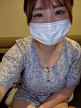 Snapshot of --MIYUKI chatting on October 21, 2025, 11:42 am --MIYUKI online show from October 21, 2025, 11:42 am