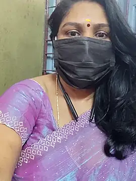 Snapshot of Tamil_Azhaghi25 chatting on November 22, 2025, 6:45 am Tamil Azhaghi25 online show from November 22, 2025, 6:45 am