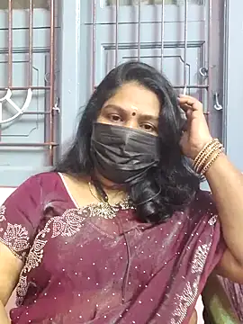 Snapshot of Tamil_Azhaghi25 chatting on November 30, 2025, 5:36 pm Tamil Azhaghi25 online show from November 30, 2025, 5:36 pm