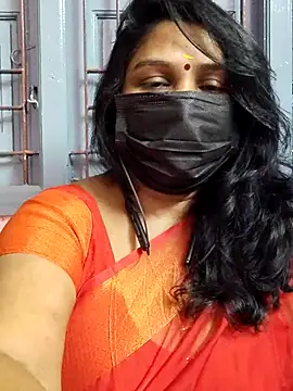 Snapshot of Tamil_Azhaghi25 chatting on November 14, 2025, 6:33 pm Tamil Azhaghi25 online show from November 14, 2025, 6:33 pm