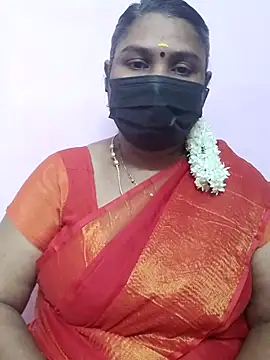 Snapshot of Tamil_Azhaghi25 chatting on October 10, 2025, 4:52 pm Tamil Azhaghi25 online show from October 10, 2025, 4:52 pm