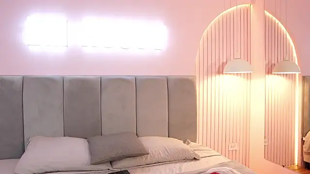 Tayler Kim online show from January 7, 2026, 6:46 pm