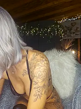 DeliciousDeeX online show from October 5, 2025, 9:16 pm