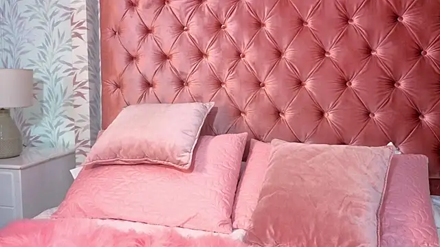 Snapshot of cherry_canndy_ chatting on September 8, 2025, 2:16 pm cherry canndy online show from September 8, 2025, 2:16 pm