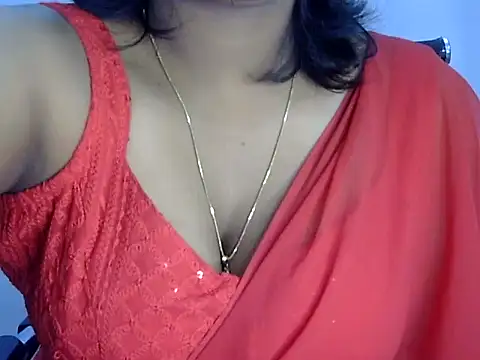 Hott Noor online show from October 31, 2025, 11:29 am