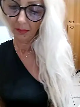 Snapshot of _sexyBLONDE46_ chatting on July 20, 2026, 1:24 am sexyBLONDE46 online show from July 20, 2026, 1:24 am