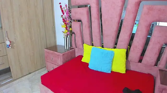 MaraKarly online show from March 11, 2026, 12:10 pm