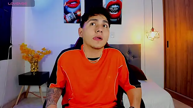 Snapshot of Nicolas_James_Sc chatting on October 1, 2025, 1:26 pm Nicolas James Sc online show from October 1, 2025, 1:26 pm