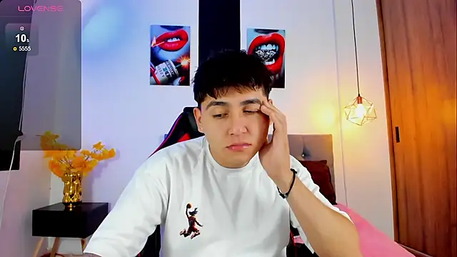 Snapshot of Nicolas_James_Sc chatting on September 26, 2025, 2:24 pm Nicolas James Sc online show from September 26, 2025, 2:24 pm