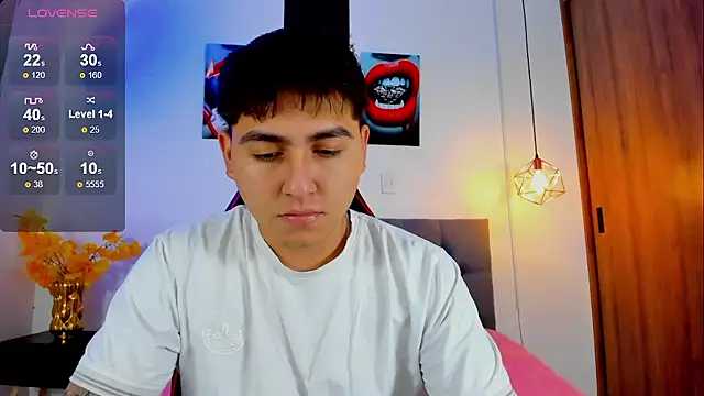 Snapshot of Nicolas_James_Sc chatting on September 22, 2025, 2:01 pm Nicolas James Sc online show from September 22, 2025, 2:01 pm