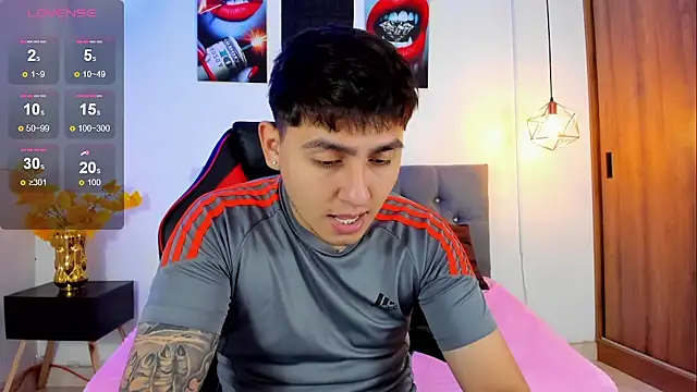 Snapshot of Nicolas_James_Sc chatting on September 13, 2025, 1:44 pm Nicolas James Sc online show from September 13, 2025, 1:44 pm